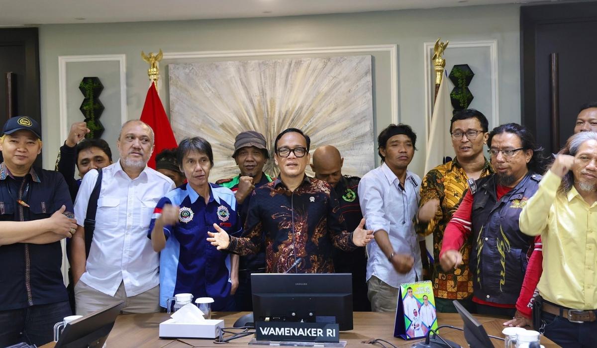 Wamenaker Noel Terima Audiensi Serikat Pekerja Pengemudi Online