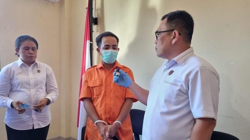 Polisi Perkirakan Jumlah Korban Guru Penyuka Sesama Jenis di Kupang Bertambah