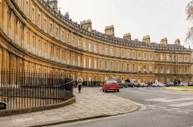 Kisah John Wood, Dua Generasi Arsitek di Balik Keindahan Kota Bath