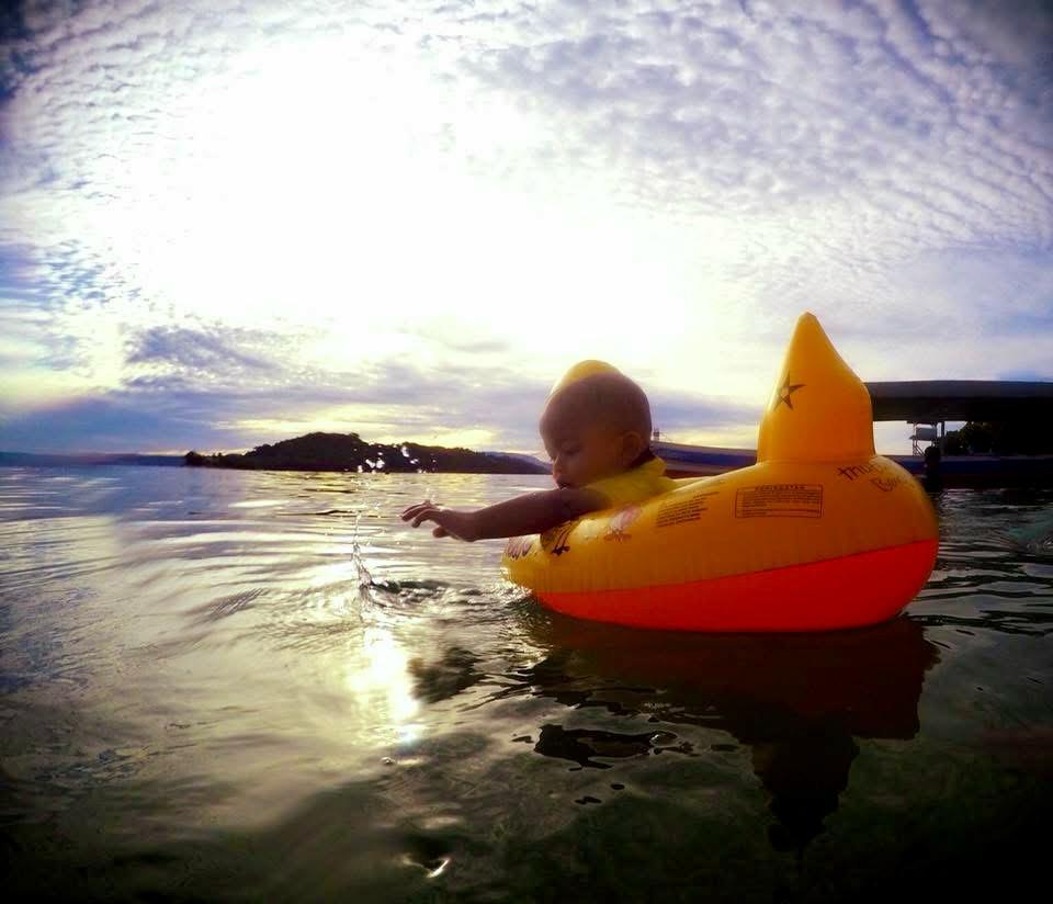 Menikmati Wisata Air Pantai Mutun di Pesisir Teluk Lampung