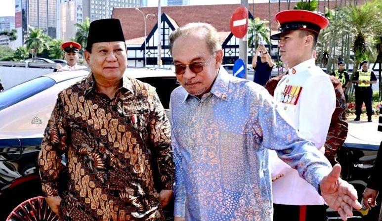 Seskab Teddy Ungkap Inti Pembicaraan Prabowo dan PM Malaysia