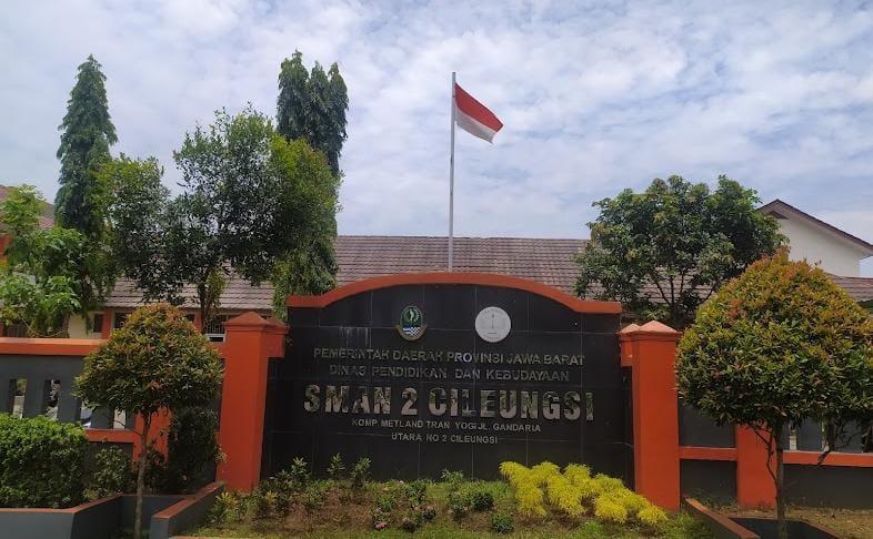 Viral! Pungutan Rp2,6 Juta Untuk Makan Guru SMA Cileungsi, Wali Murid Protes