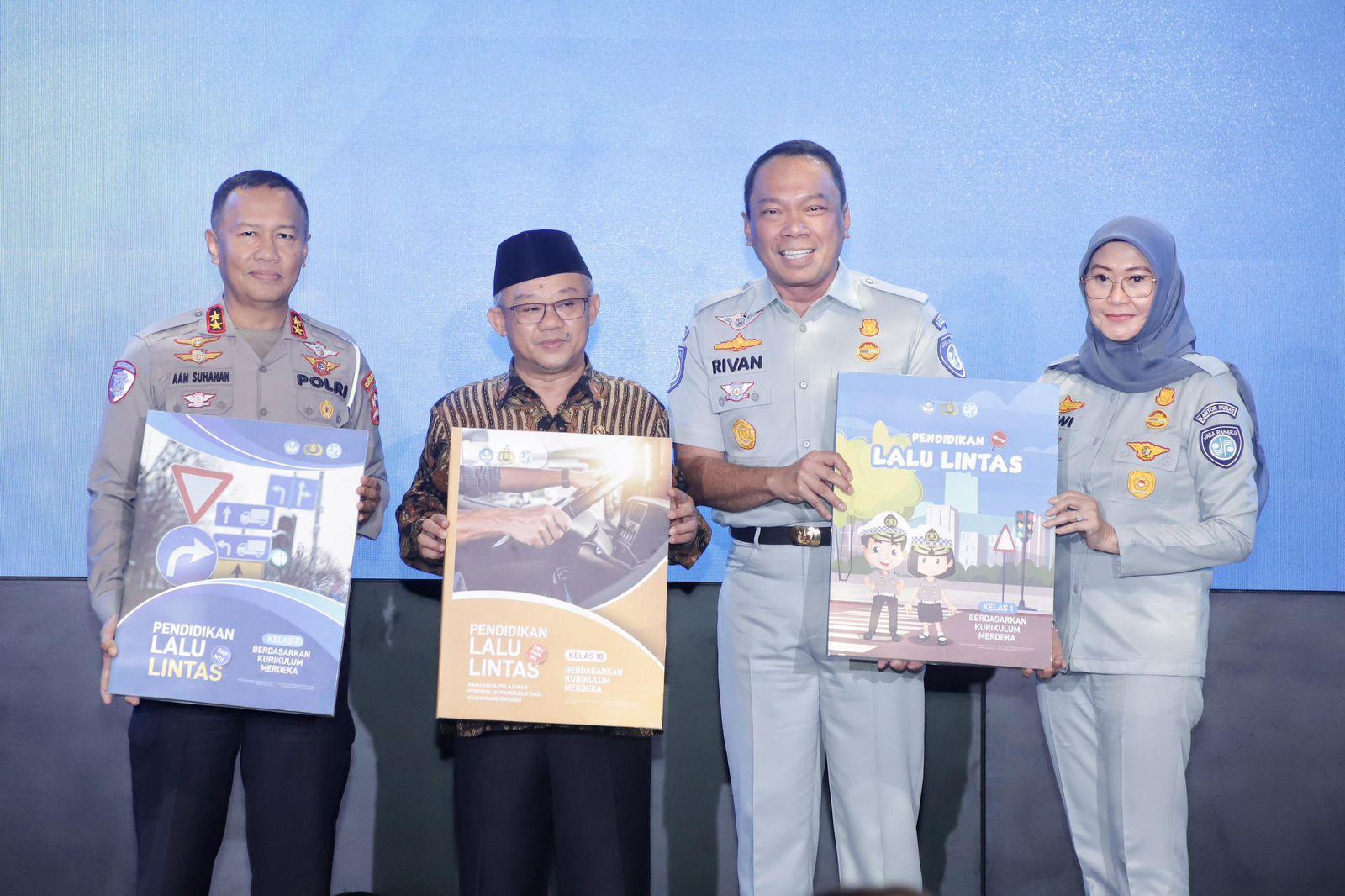 Mendikdasmen: Kurikulum Lalu Lintas untuk Pelajar, Langkah Awal Menuju Generasi Emas 2045