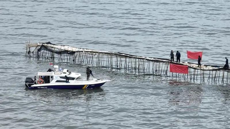 Alasan Pembangunan Pagar Laut Tangerang dari Swadaya Masyarakat Tak Masuk Akal