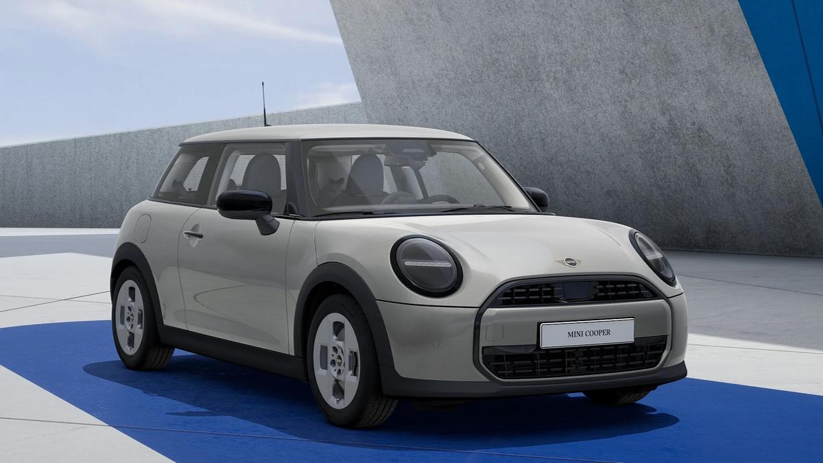 Terpilih jadi Gubernur Jakarta 2024-2029, Yuk Intip Garasi Pramono-Rano