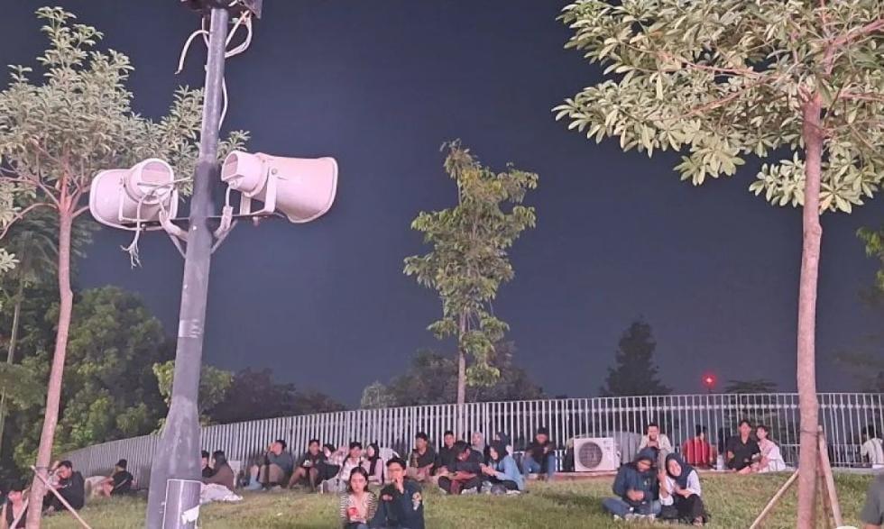 Viral! Ngonten di Taman Literasi Blok M Harus Izin ke Ormas, Pengelola Buka Suara