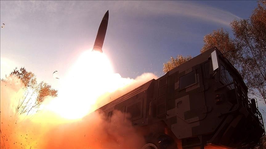 Korut Tembakkan Rudal Balistik H-6 Pelantikan Donald Trump