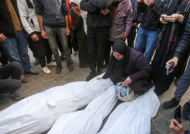 Israel Masih Gempur Gaza, Korban Tewas Tembus 46.707 Orang!