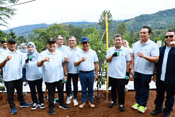 Pertamina Dukung Penanaman Pohon di Hulu Sungai Ciliwung