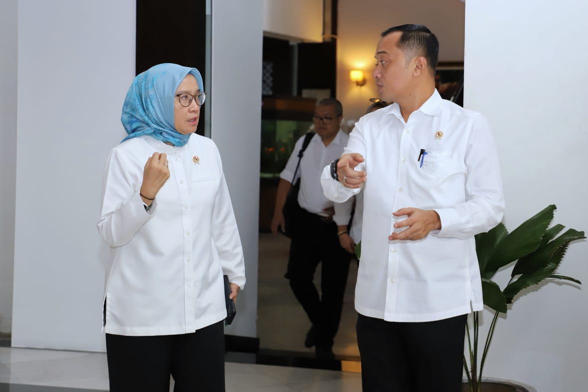 Menteri PANRB Bersama Mensesneg Bahas Strategi Percepatan Transformasi Digital Pemerintah