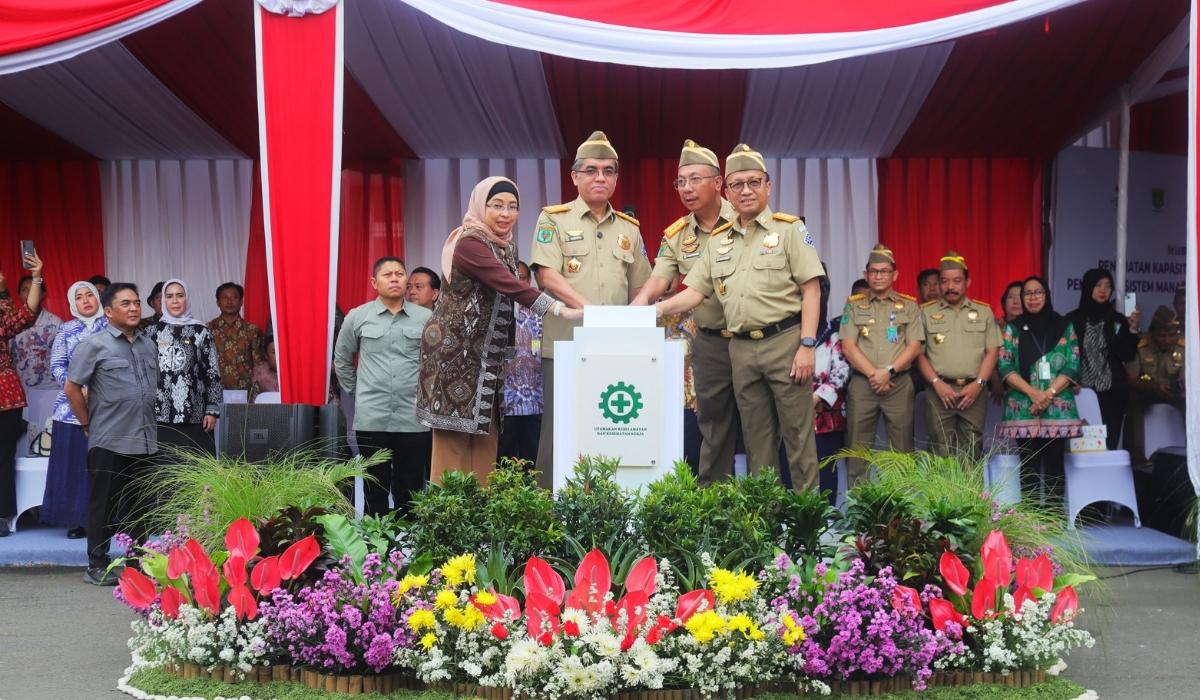 Menaker Canangkan Bulan K3 Nasional 2025 di Kawasan Industri Terpadu Batang