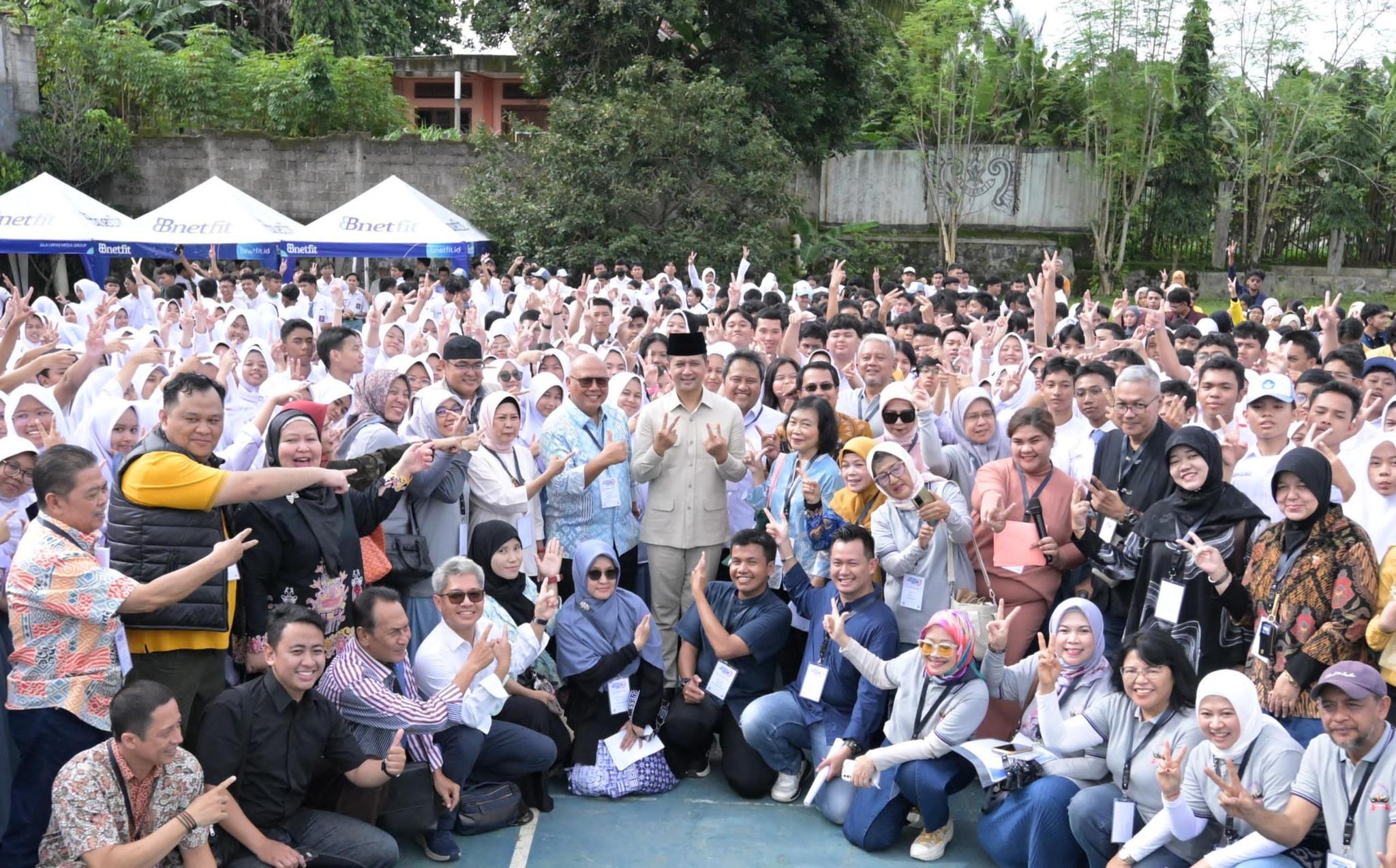 MenTrans Iftitah : Keberhasilan adalah milik mereka yang mau bekerja keras!