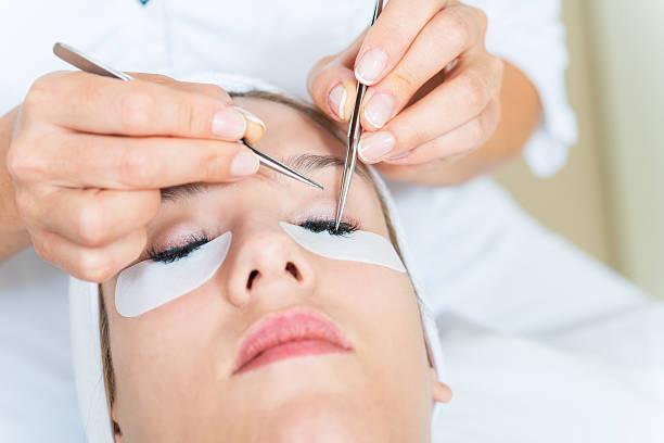 5 Cara Merawat Eyelash Extension Agar Tahan Lama
