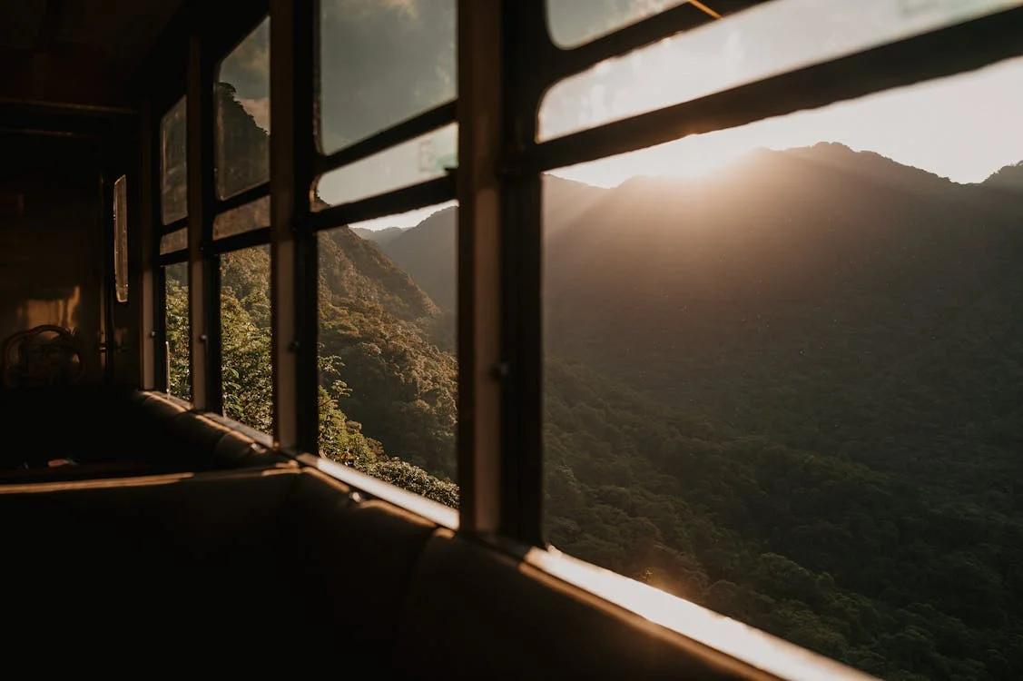 11 Perjalanan Kereta Paling Indah di Inggris