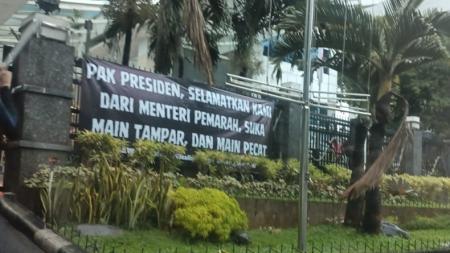 Sejumlah ASN Kemendiktisaintek Bakal Adukan Arogansi Menteri Satryo ke DPR