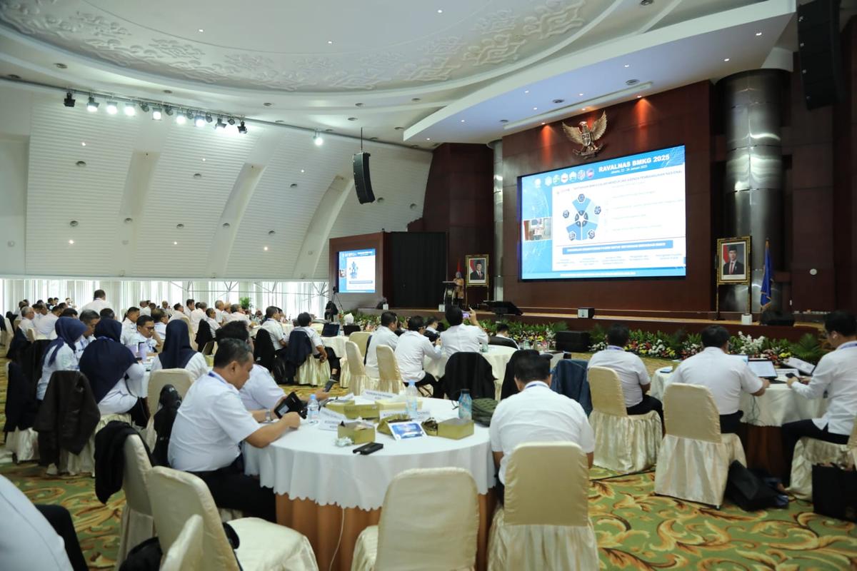 Hadiri Ravalnas, Menteri Rini Dorong BMKG Dukung Asta Cita