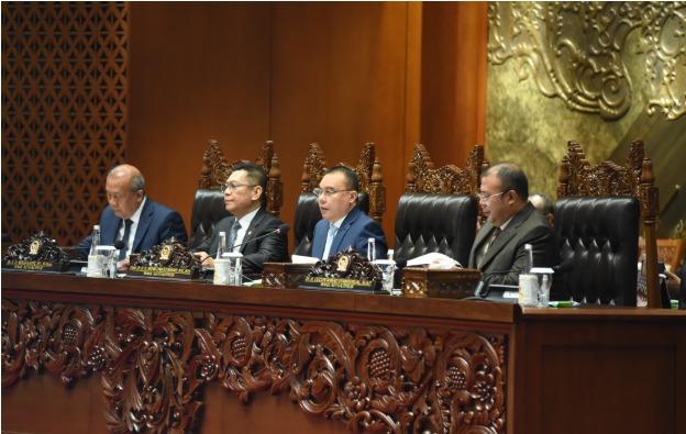 Disetujui Paripurna, RUU Minerba Resmi Jadi Usul Inisiatif DPR