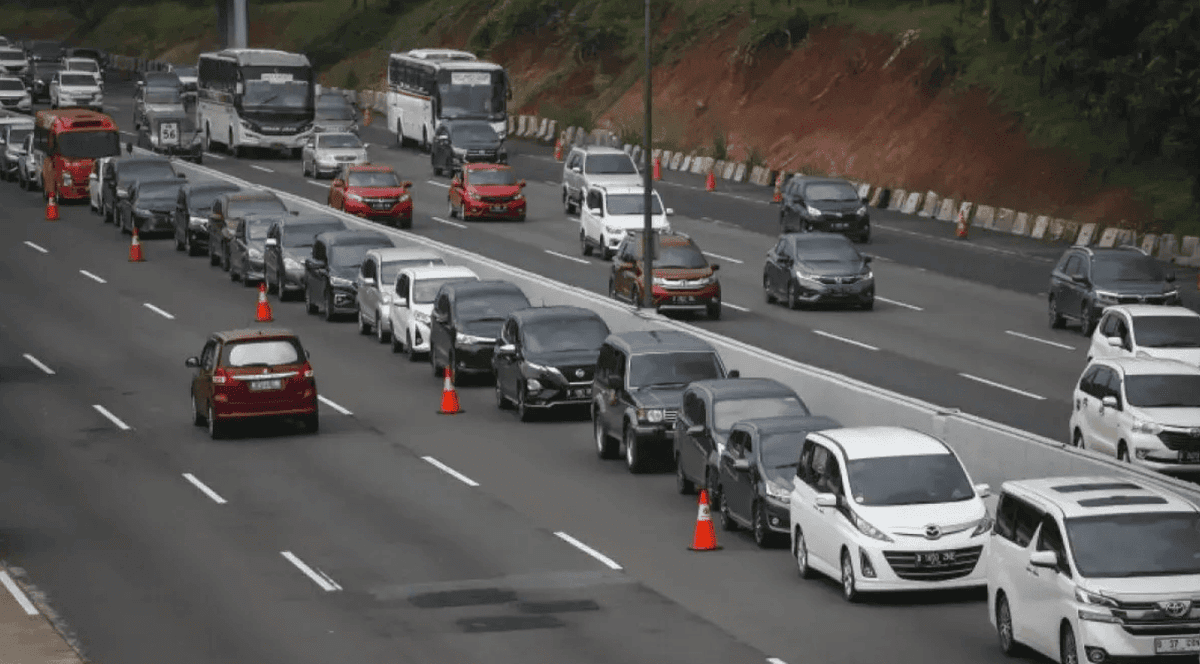 Simak! Jadwal Contra Flow dan One Way di Ruas Tol Saat Libur Isra Mi'raj dan Imlek 2025
