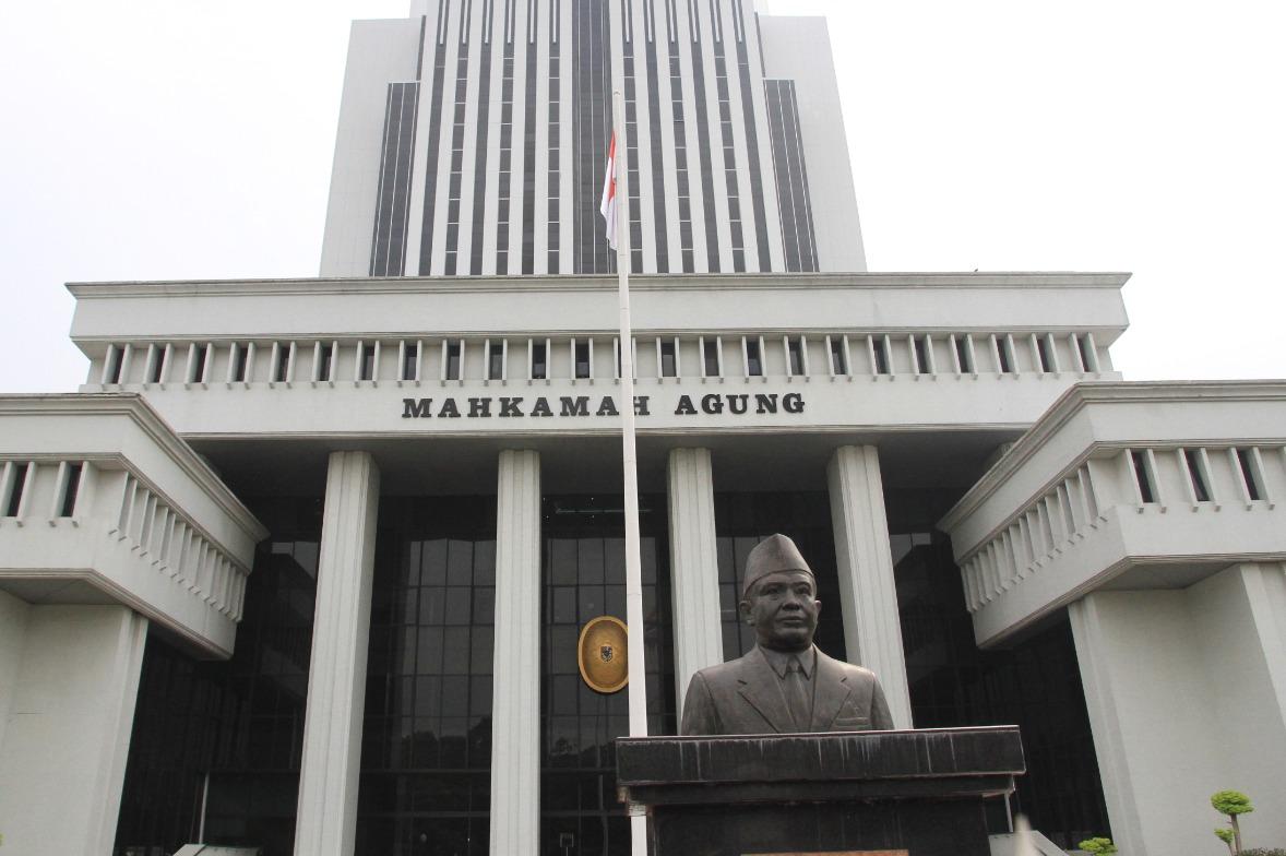 Hakim Pembebas Warga China di Kasus Tambang Emas Didorong untuk Diperiksa Bawas MA