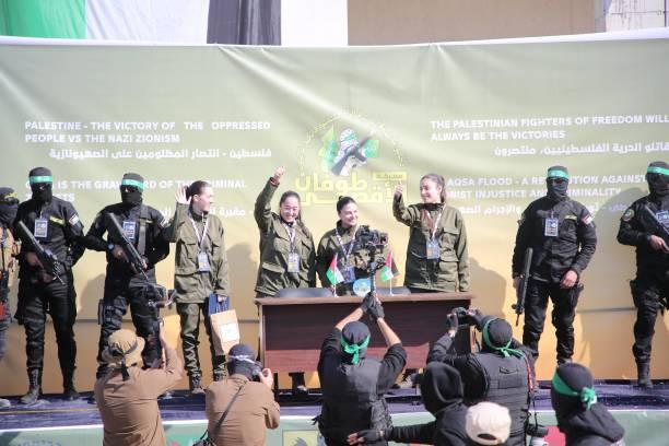 Hamas Bebaskan 4 Sandera Wanita Militer Israel di Gaza