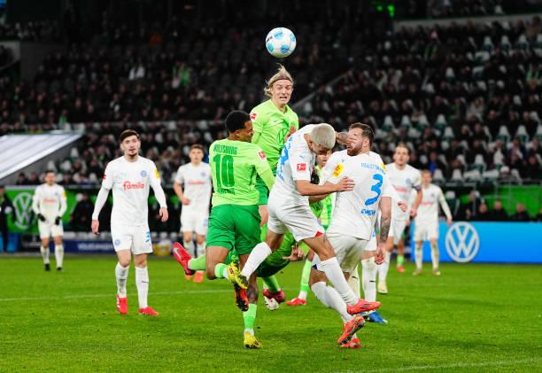 Ditahan Imbang Holstein Kiel 2-2, Wolfsburg Gagal Dekati Zona Liga Champions