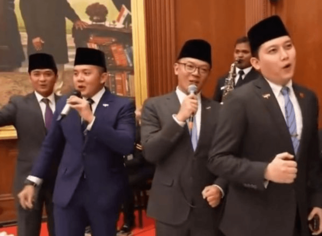 Menlu Sugiono-Mayor Teddy Nyanyikan Lagu Bollywood di India, Pererat Hubungan Bilateral