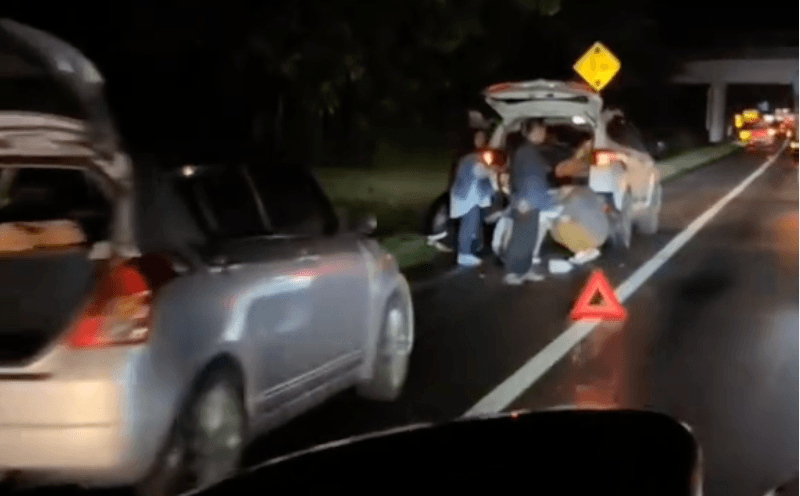 Viral Sejumlah Mobil Pecah Ban gegara Jalan Berlubang di Tol Cipali, Ini Kata Pengelola