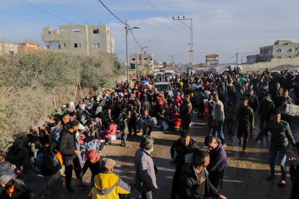 Ribuan Warga Palestina Kembali ke Gaza Utara usai Gencatan Senjata