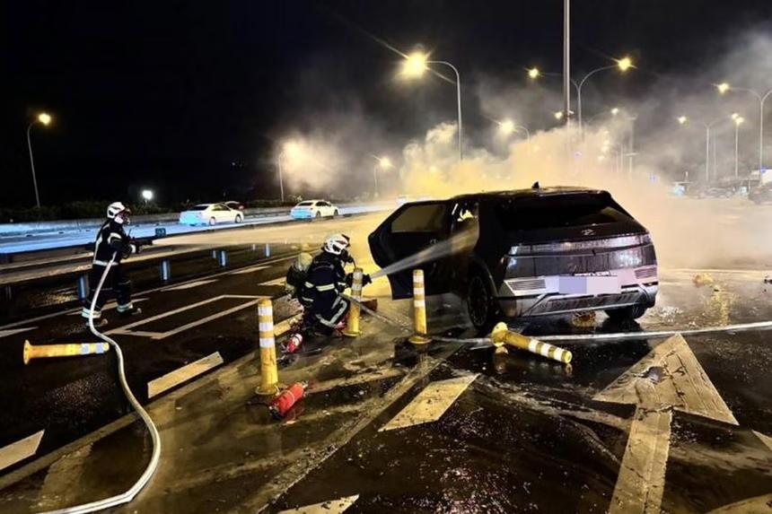 Mobil Listrik Terbakar, Ayah dan Tiga Anak Tewas di Taiwan