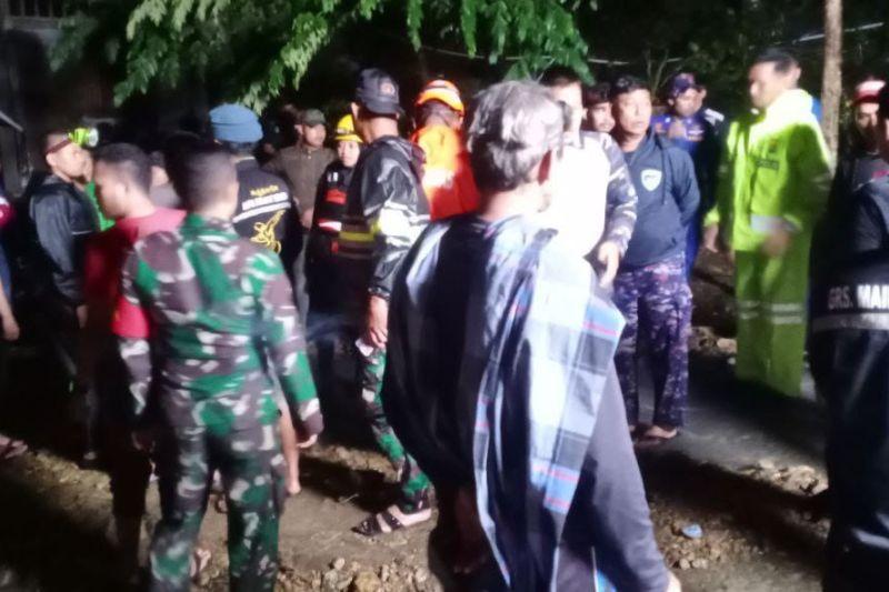 4 Orang Tewas Akibat Longsor di Mamuju