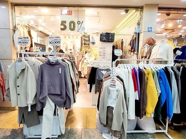 Menelusuri 9 Underground Shopping di Seoul yang Wajib Dikunjungi