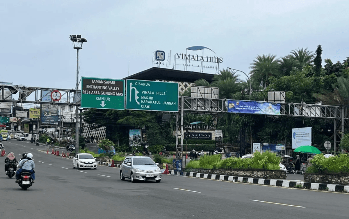 10 Ribu Kendaraan Melintas, Polisi Belum Terapkan One Way di Puncak Bogor