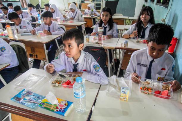 Tanggapi Wacana BGN, Komisi IX DPR Sebut Tak Semua Serangga Bisa Dikonsumsi