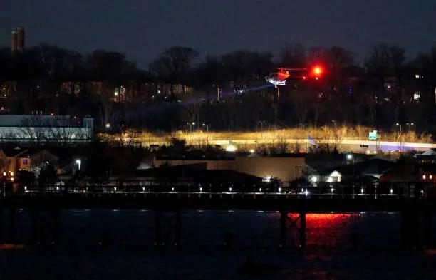 Misteri Tabrakan Maut di Langit Washington: Kotak Hitam Black Hawk Berhasil Ditemukan