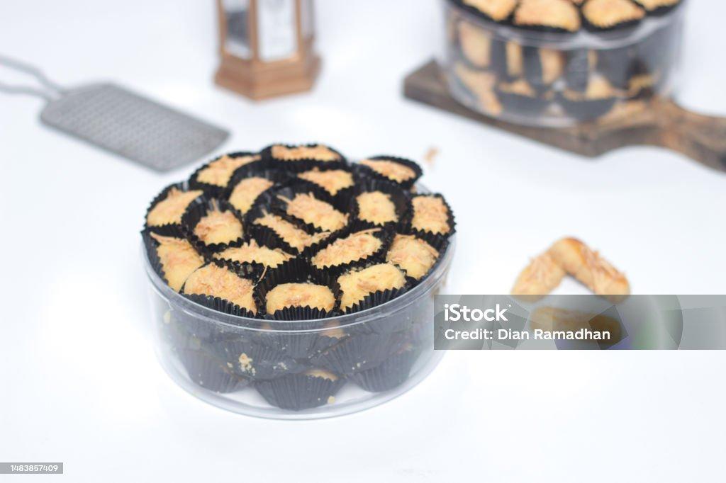 Begini Cara Menyimpan Kue Kering agar Awet Berbulan-bulan