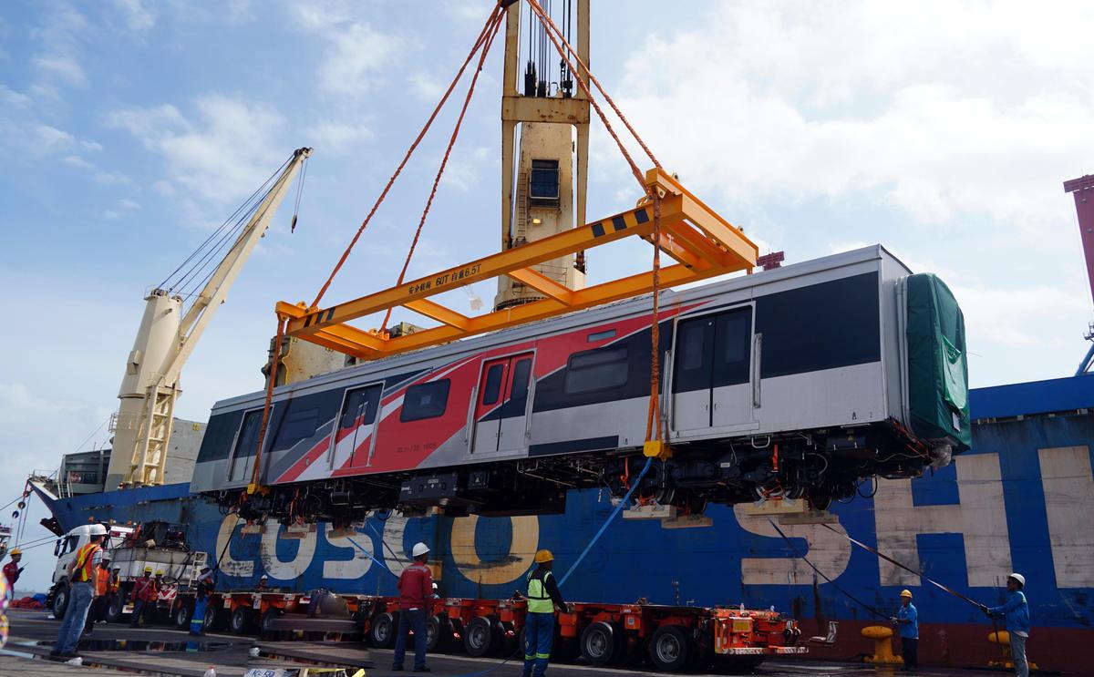 Sinergi Pelindo dan KAI Dukung Pengembangan Transportasi Publik