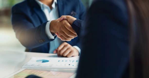 Tembus Rp114 T, Grab Dikabarkan bakal Akuisisi GOTO Rp100 per Saham