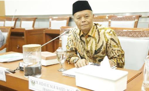 Raker dengan Kemenag, HNW Kembali Perjuangkan Program Makan Bergizi Gratis Bagi Siswa Madrasah-Pesantren