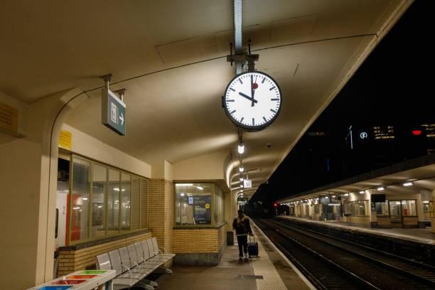 Stasiun Metro Brussels Ditutup Pascatragedi Penembakan, Dua Pelaku Diburu