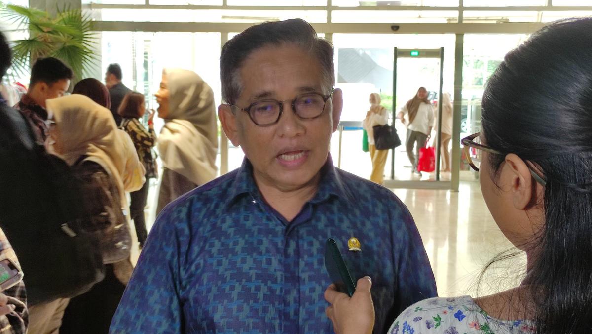 Komisi V DPR Dorong Pembentukan Panja Evaluasi Standar Kendaraan di Jalan Tol