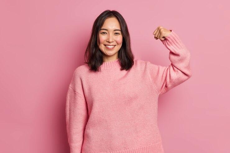 10 Karakteristik Wanita dengan Mental yang Kuat