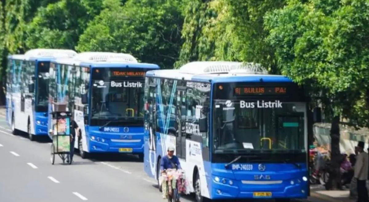 TransJakarta Didenda Rp3,2 Miliar Tahun 2024, Sebagian Besar Karena Waktu Tunggu Bus Lama