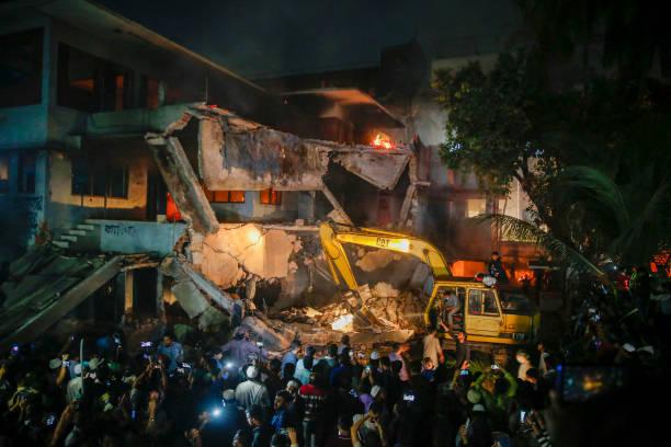 Rumah Pendiri Bangladesh Dibakar Massa, Hasina Serukan Perlawanan