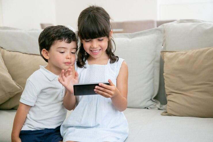 Waspada! Keseringan Nonton Video Pendek Bisa Turunkan Motivasi Belajar Anak