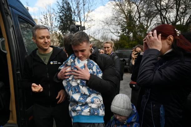 8 Anak Ukraina yang Diculik di Crimea Berhasil Dipulangkan