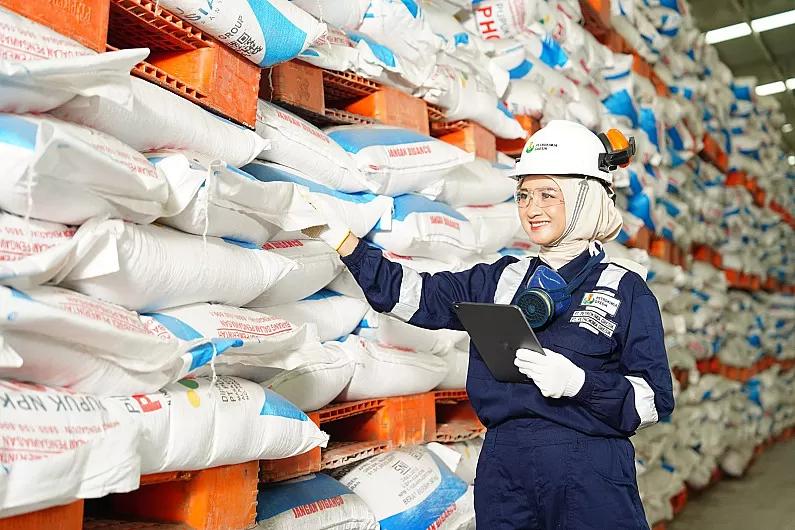 Petrokimia Gresik Dukung Swasembada Pangan Nasional Melalui Ketersediaan Pupuk untuk Petani
