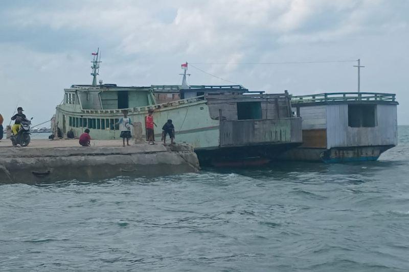 Tim SAR Berhasil Selamatkan 13 Penumpang Kapal yang Mati Mesin di Wakatobi