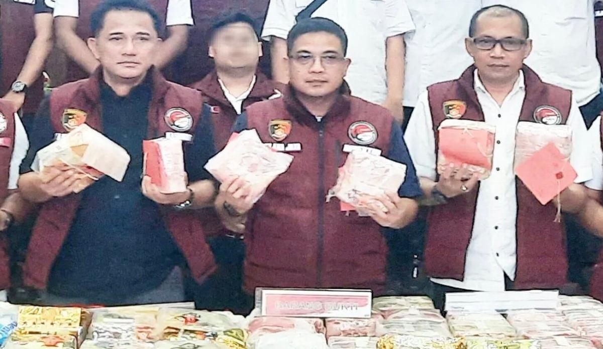 Polda Kalsel Gagalkan Penyelundupan 33 Kg Sabu Jaringan Fredy Pratama