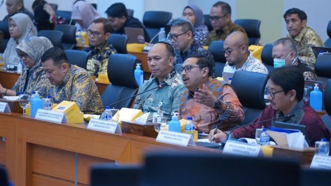 Terapkan Efisiensi Anggaran, Komdigi Beri Prioritas Layanan Publik