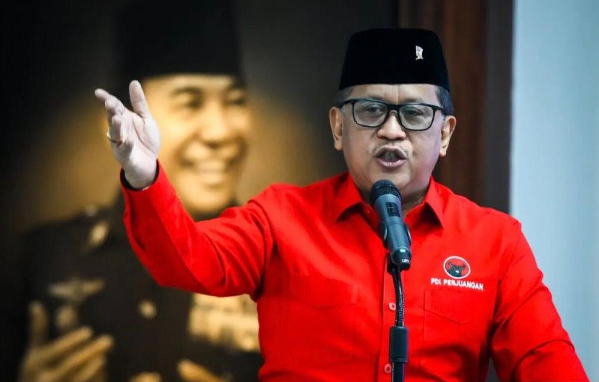 Hasto Kristiyanto Diperiksa KPK dengan Status Sebagai Tersangka